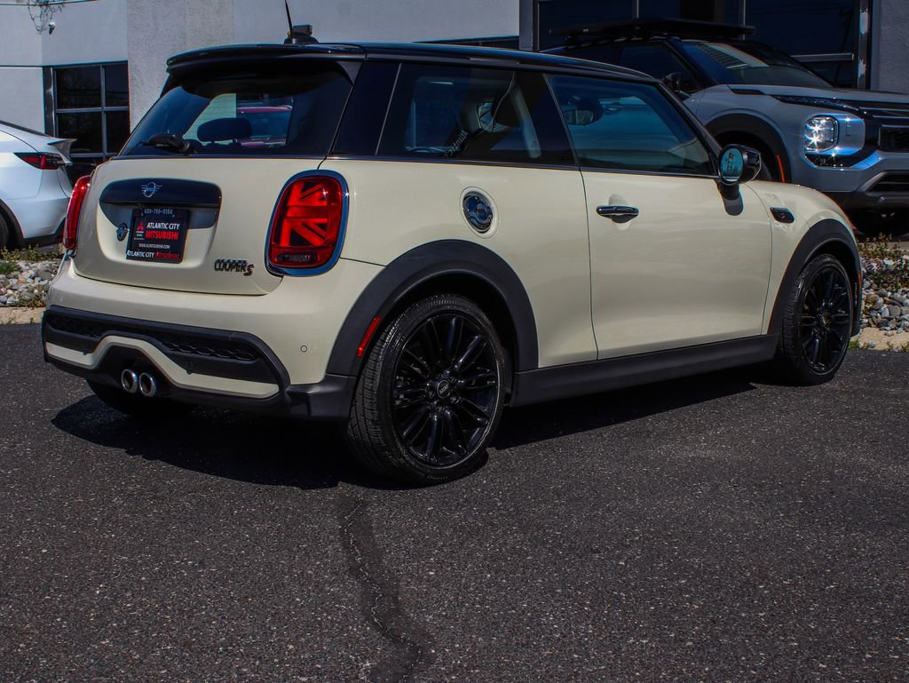 Used 2022 MINI Cooper S FWD image 6