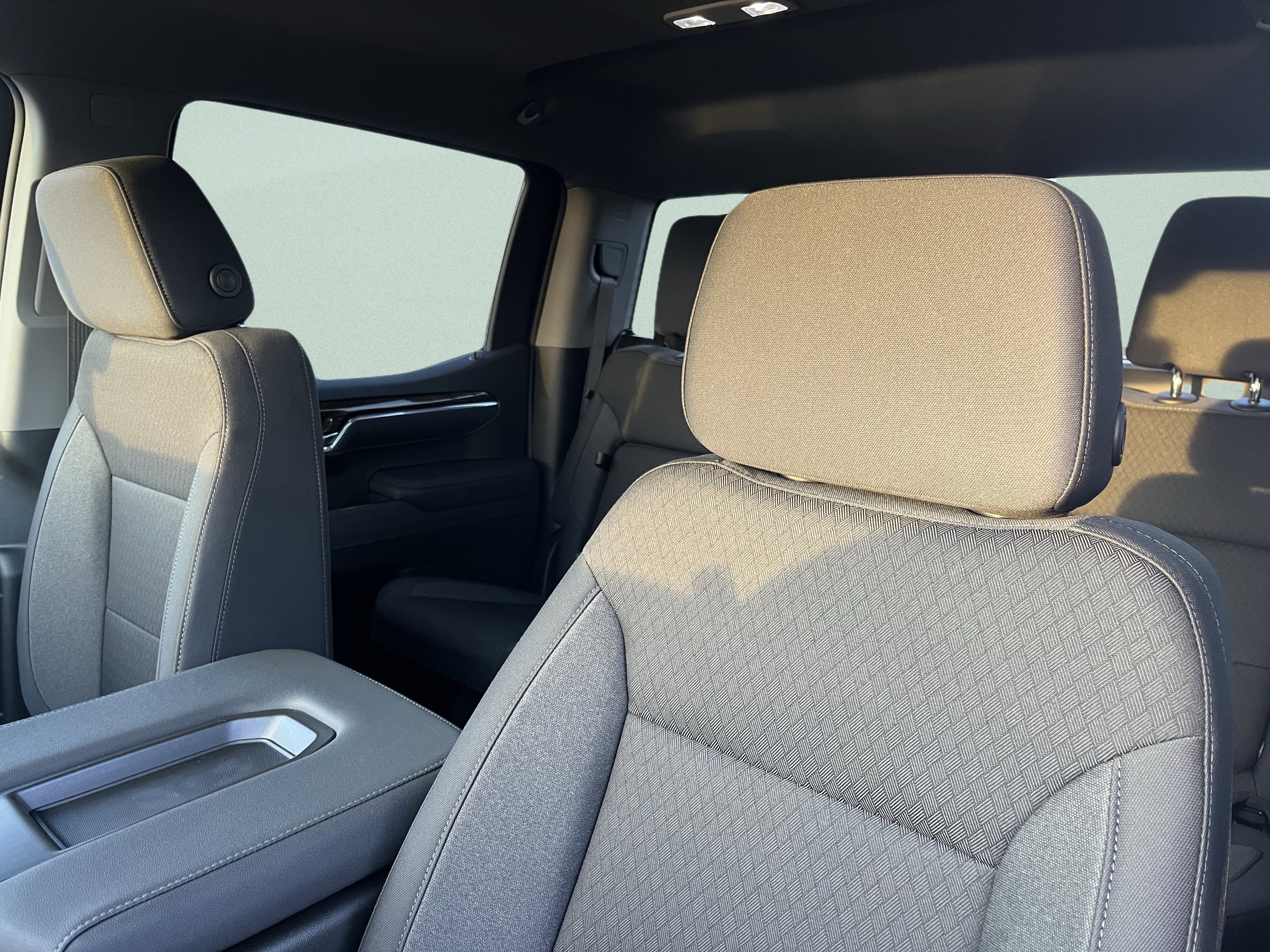 New 2026 GMC Sierra 1500 Elevation image 11