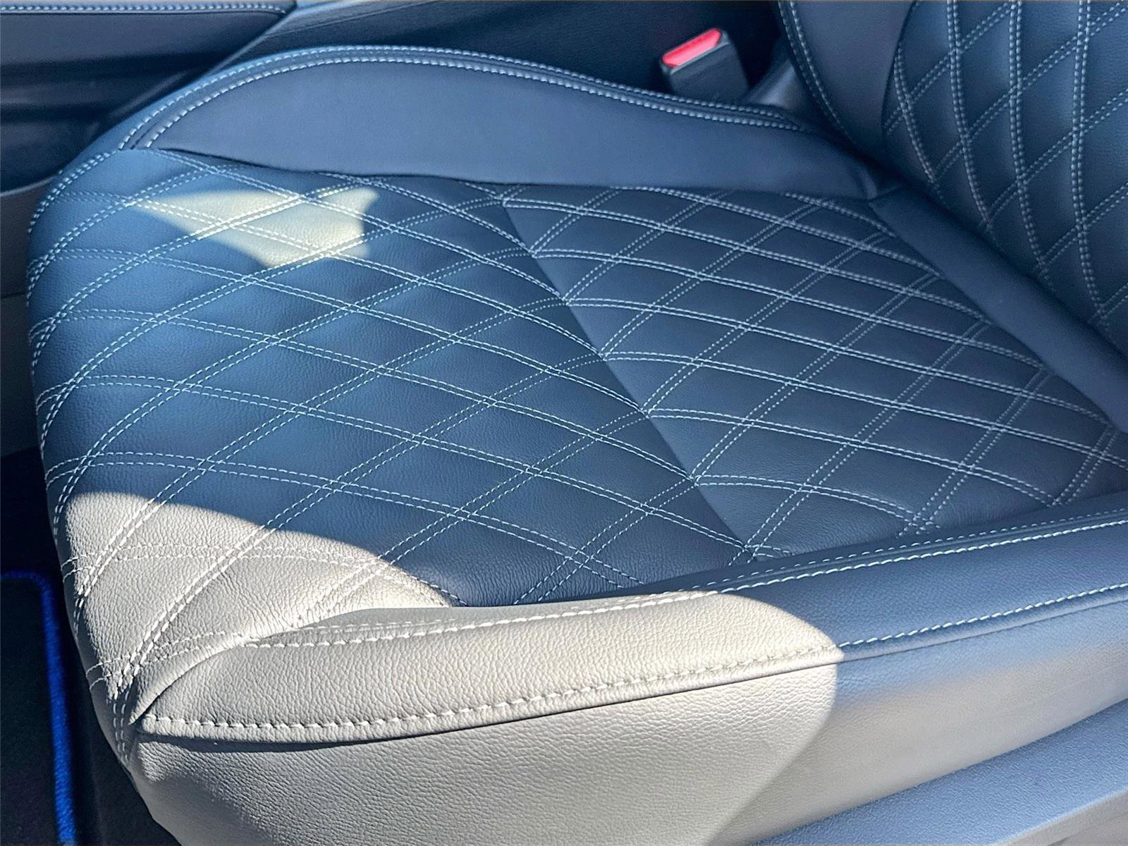 New 2025 Mitsubishi Outlander SEL image 20