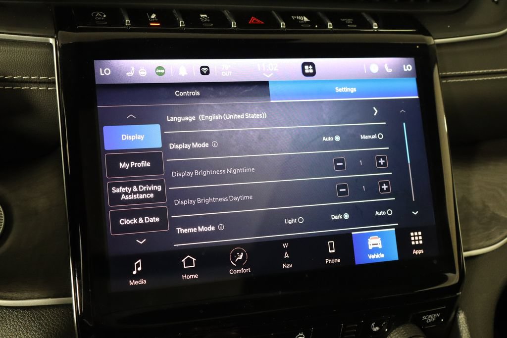 Used 2022 Jeep Grand Cherokee L Limited w/ Black Appearance Package RWD image 37