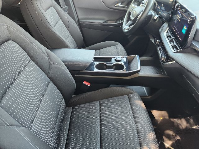 Used 2026 Chevrolet Equinox LT FWD image 19
