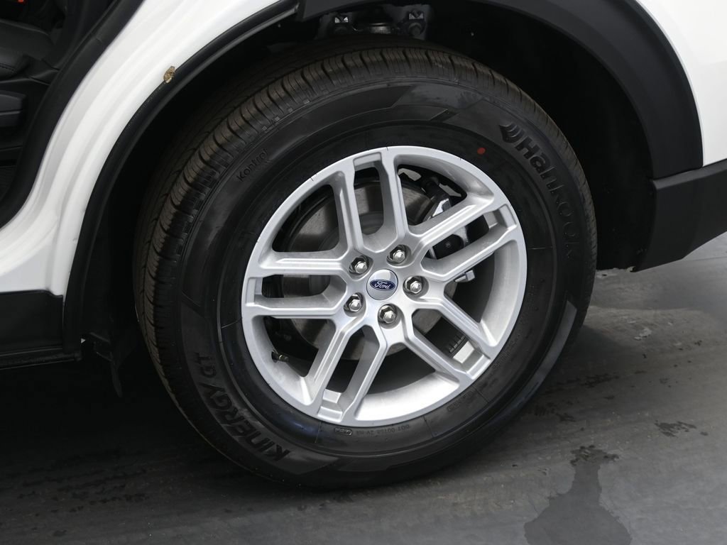New 2025 Ford Explorer Active w/ Active Comfort Package image 22