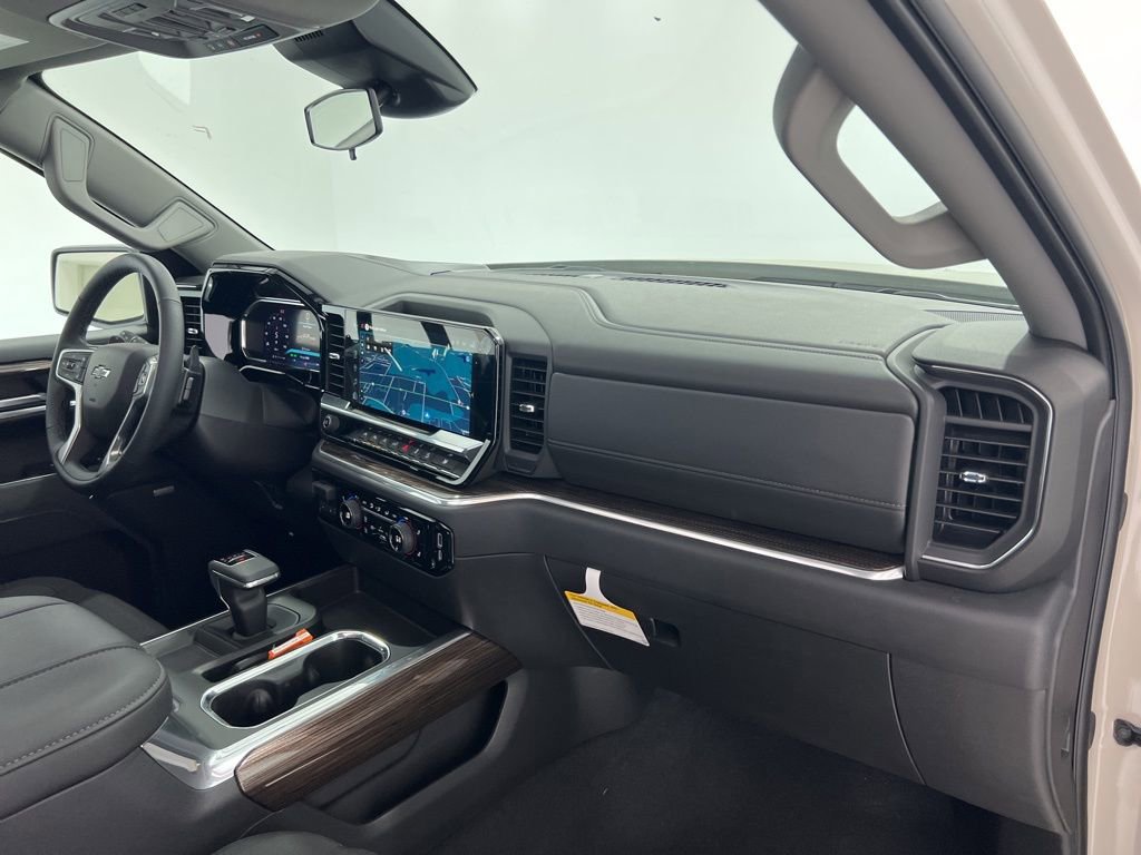 Used 2026 Chevrolet Silverado 1500 RST AWD/4WD image 28