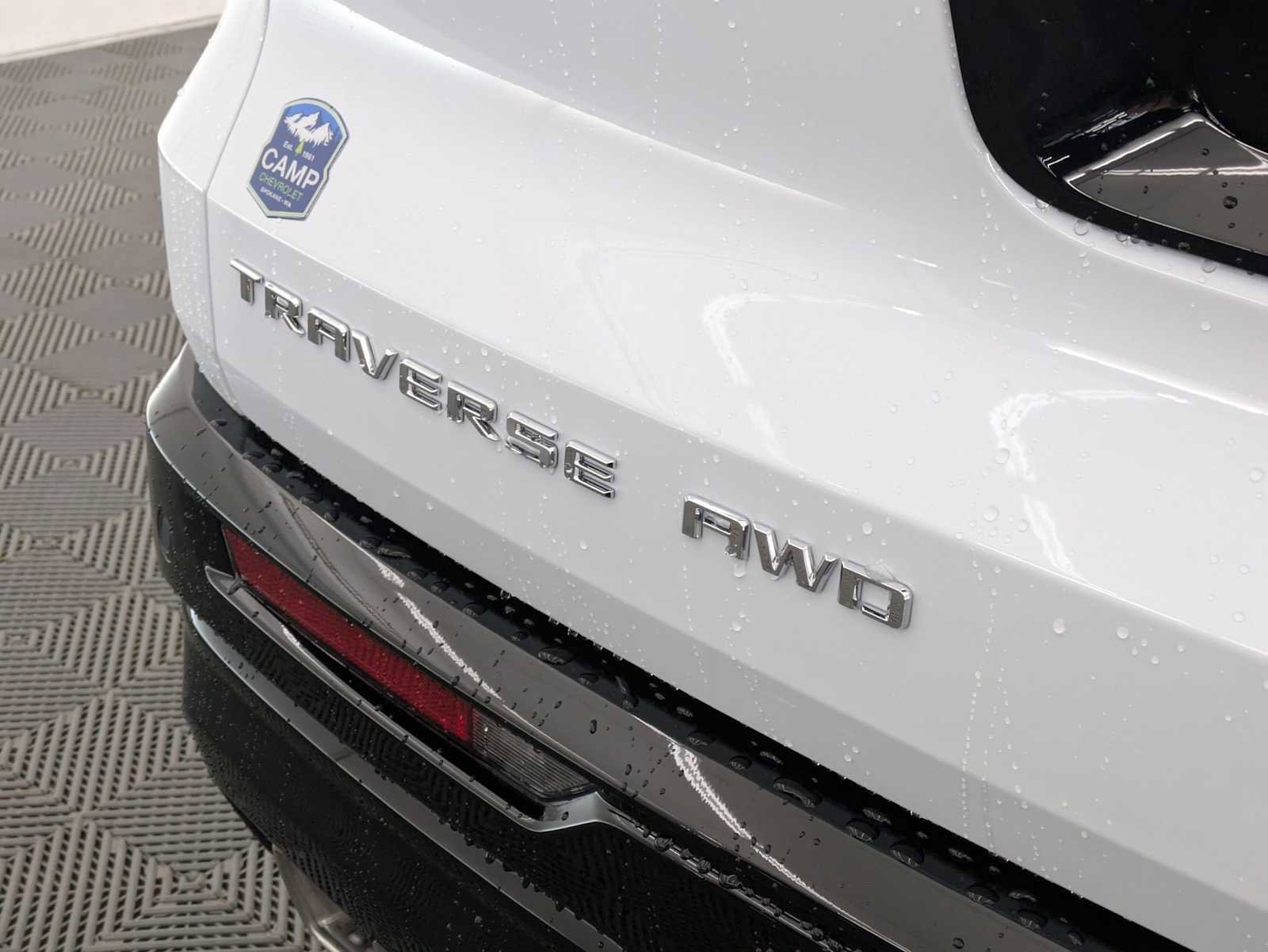 New 2026 Chevrolet Traverse High Country image 13