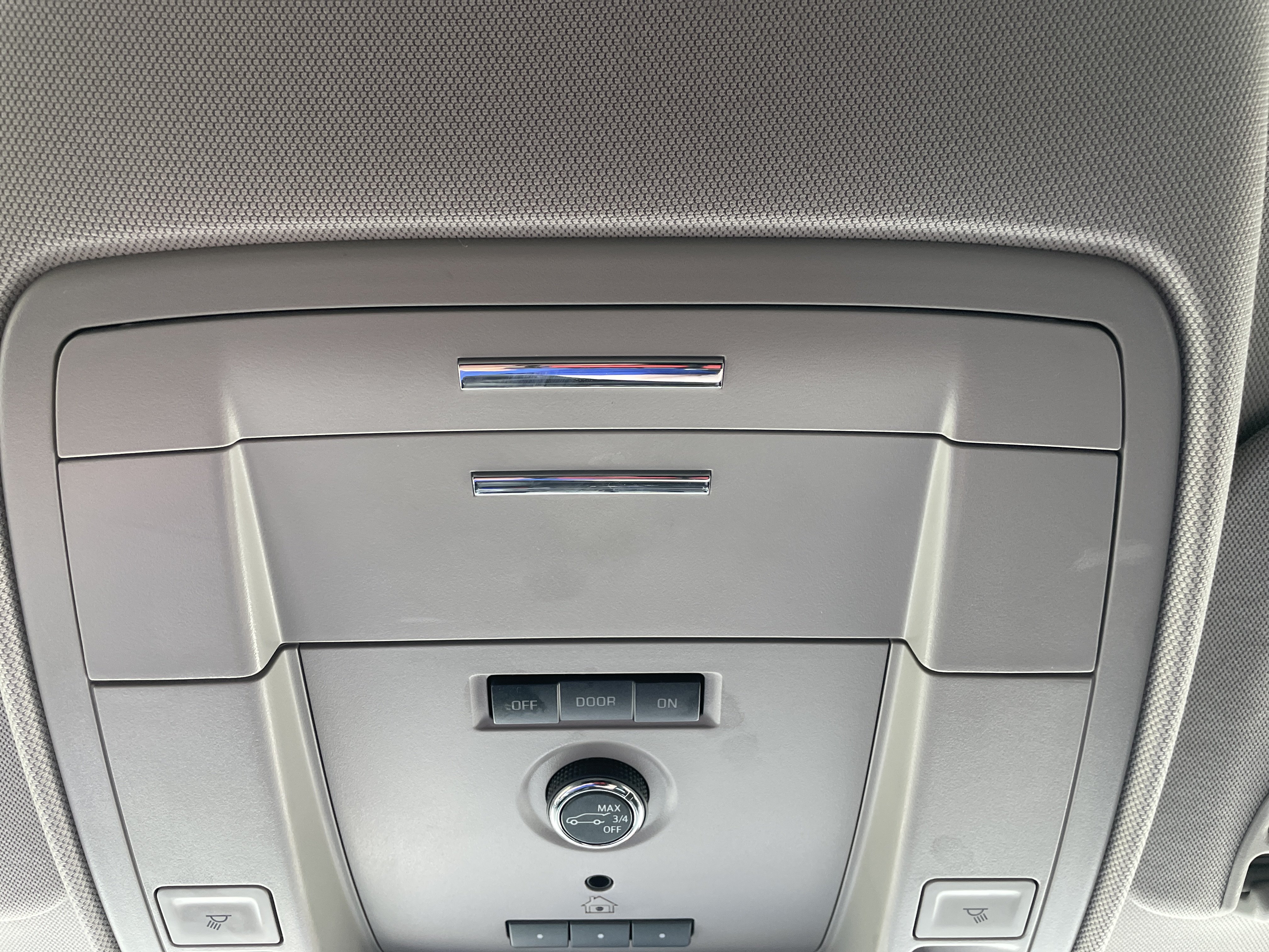Used 2020 GMC Yukon XL SLT RWD image 40