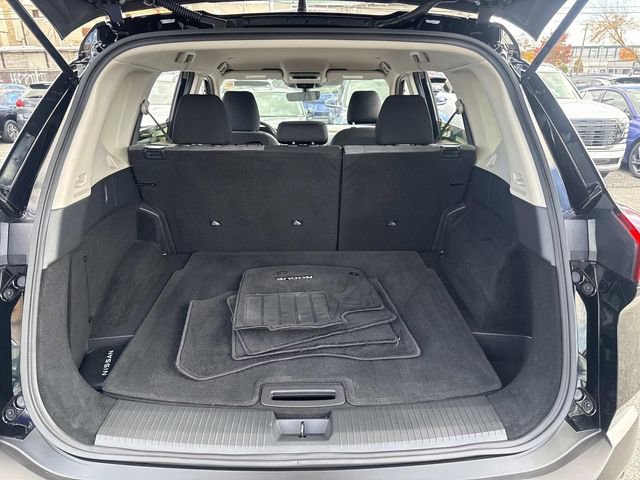 Used 2023 Nissan Rogue SV image 8