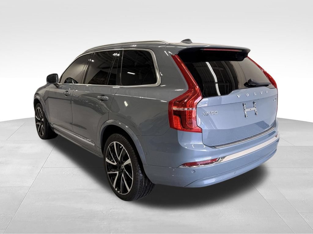 Used 2023 Volvo XC90 B6 Plus w/ Protection Package Premier AWD/4WD image 3