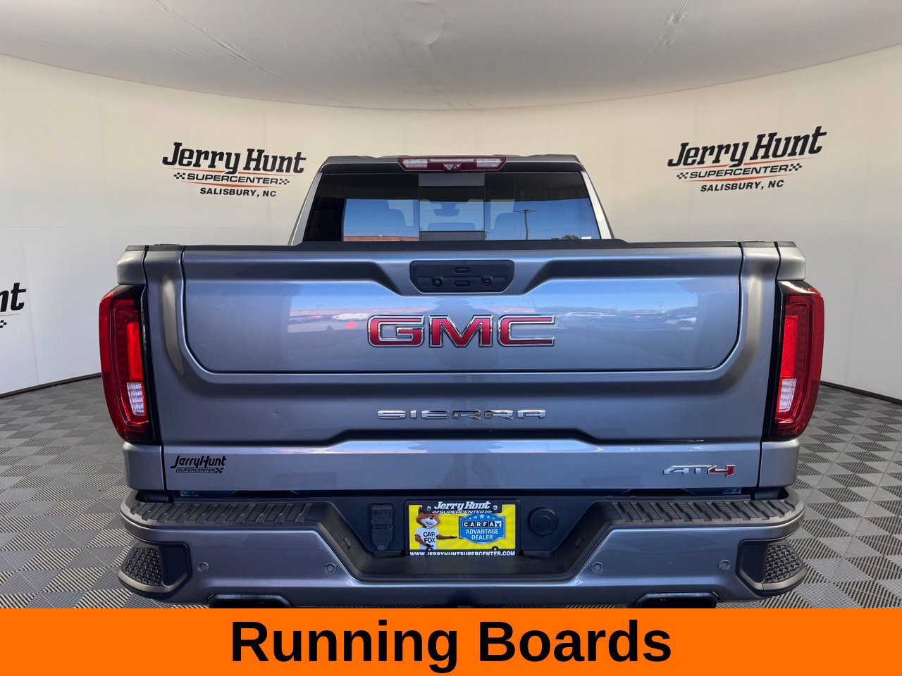 Used 2021 GMC Sierra 1500 AT4 w/ AT4 Premium Package AWD/4WD image 8