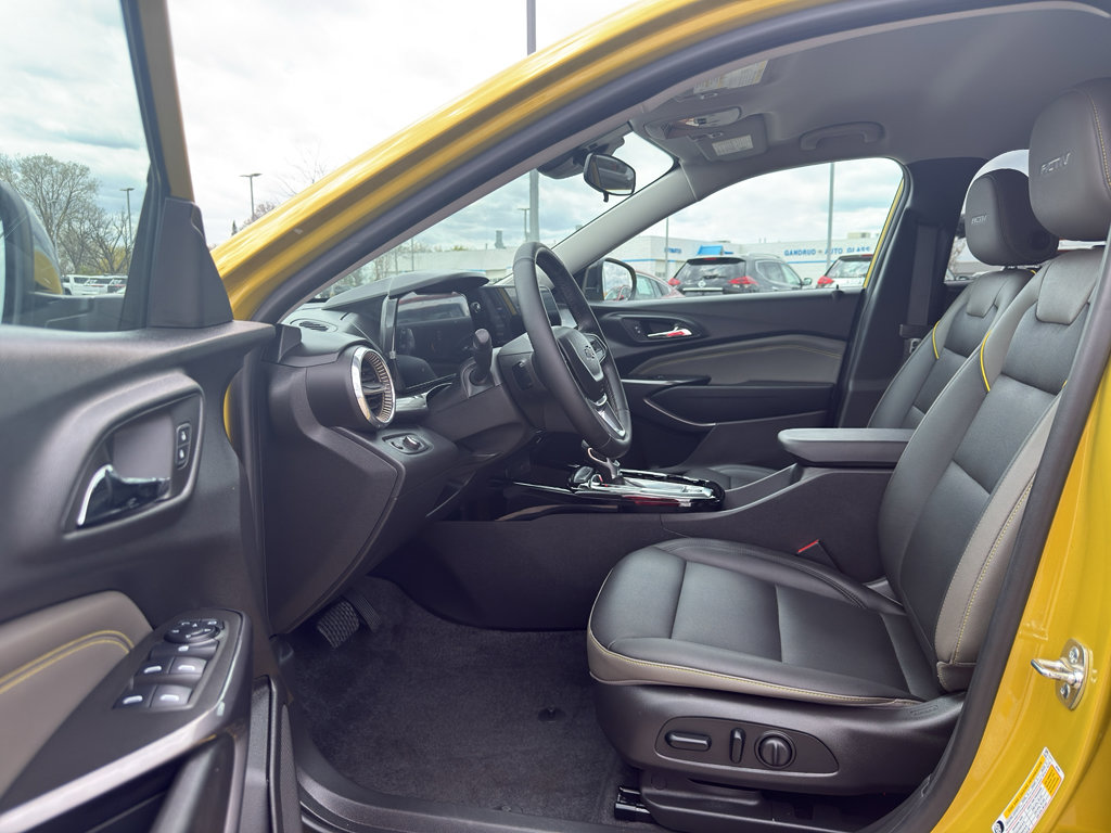 Used 2025 Chevrolet Trax ACTIV w/ Driver Confidence Package FWD image 11