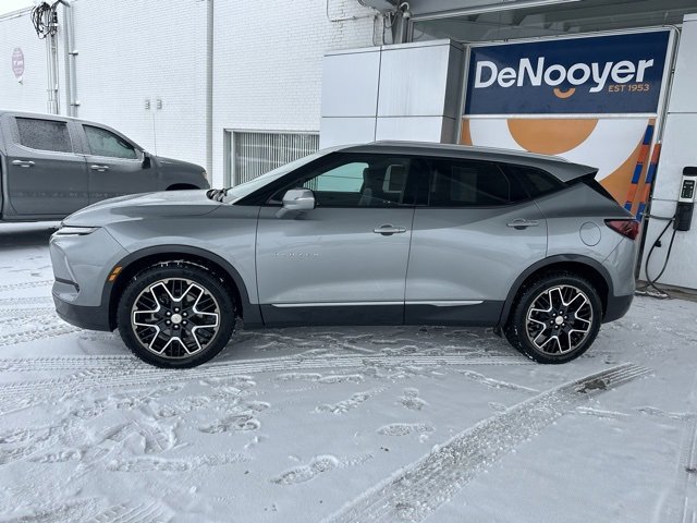 Certified 2023 Chevrolet Blazer Premier w/ Driver Confidence II Package image 13