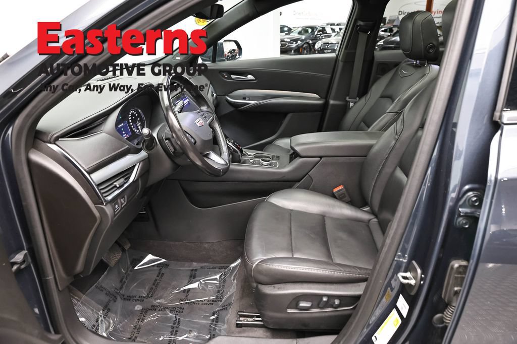 Used 2020 Cadillac XT4 Premium Luxury w/ Sun And Sound Package AWD/4WD image 14