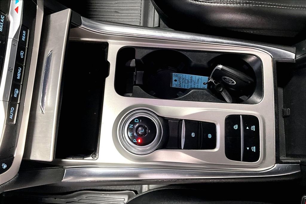 Used 2023 Ford Explorer XLT w/ Equipment Group 202A image 17