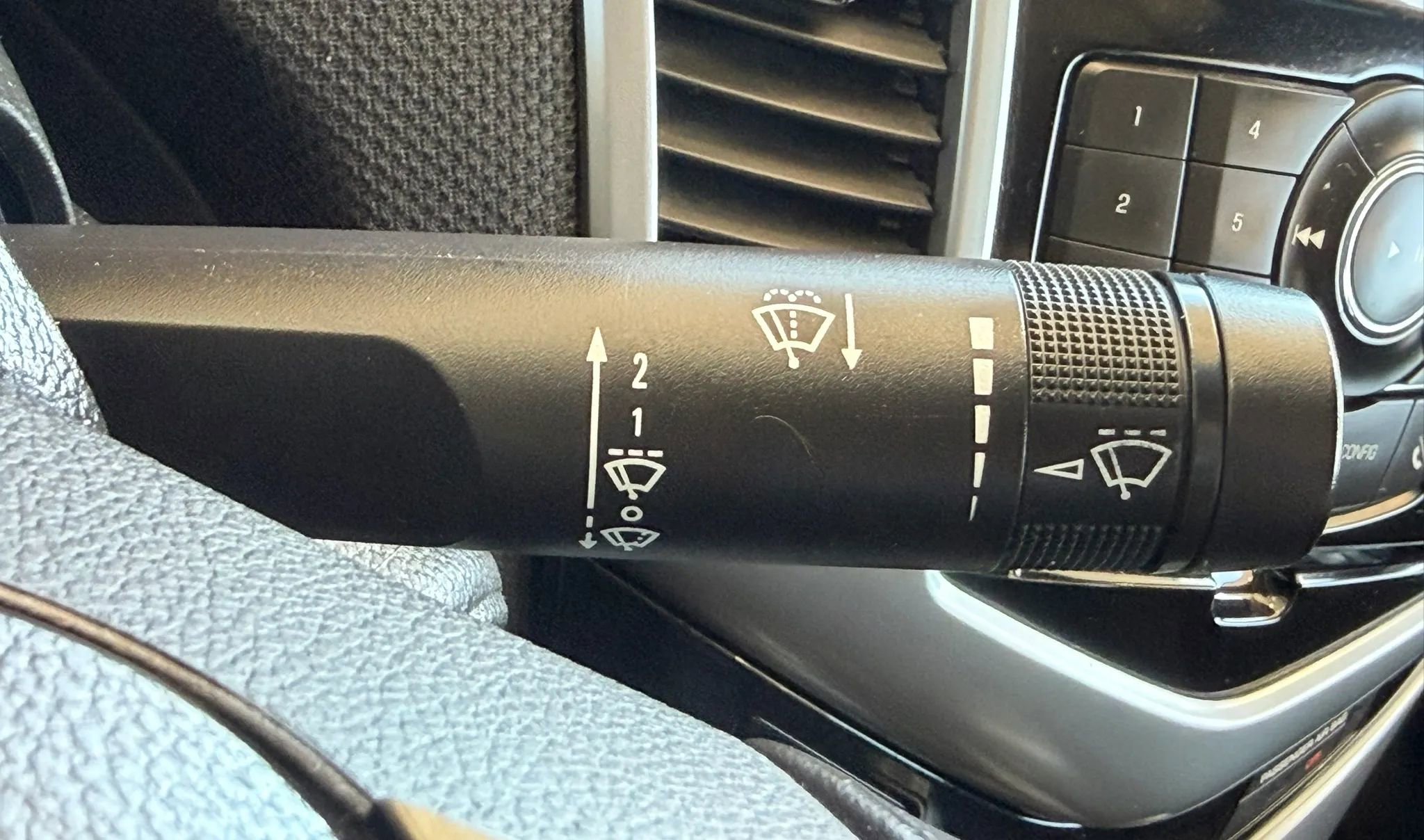 Used 2011 Chevrolet Cruze LT FWD image 13