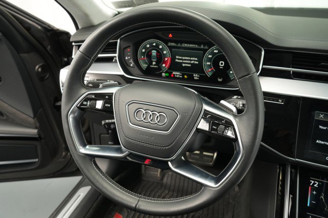 Used 2021 Audi S8 L w/ S8 Executive Package AWD/4WD image 37