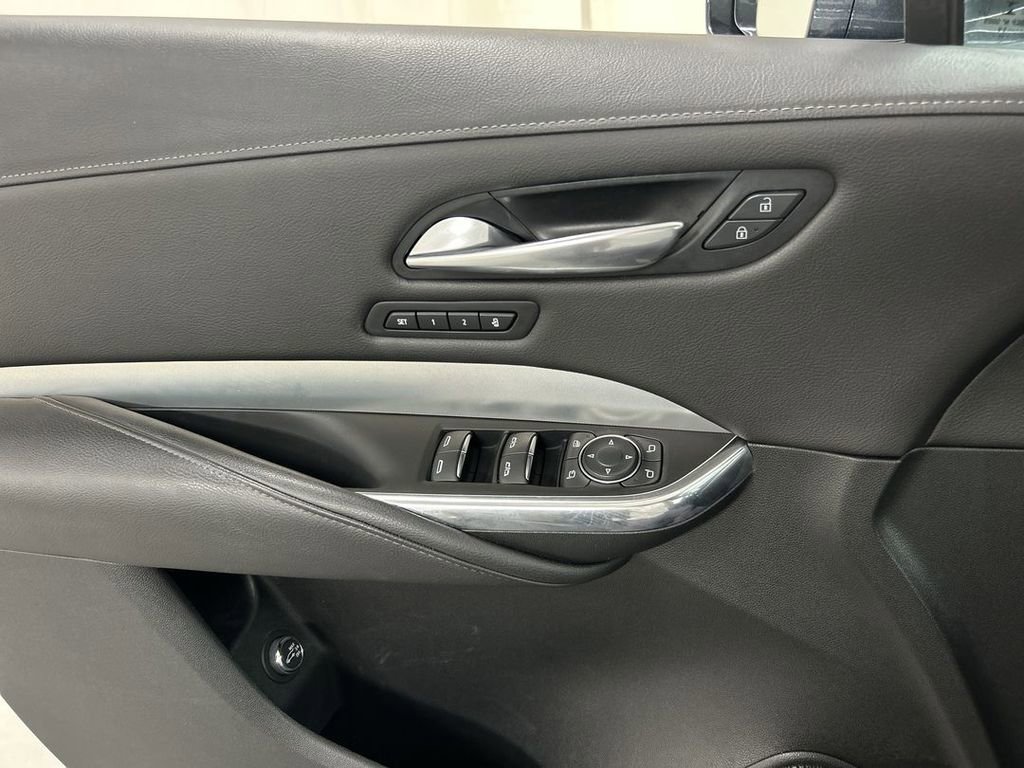 Used 2019 Cadillac XT4 Premium Luxury w/ Cold Weather Package AWD/4WD image 11