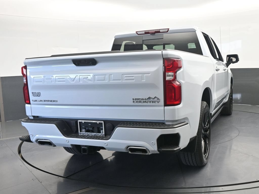Used 2026 Chevrolet Silverado 1500 High Country w/ Technology Package AWD/4WD image 5