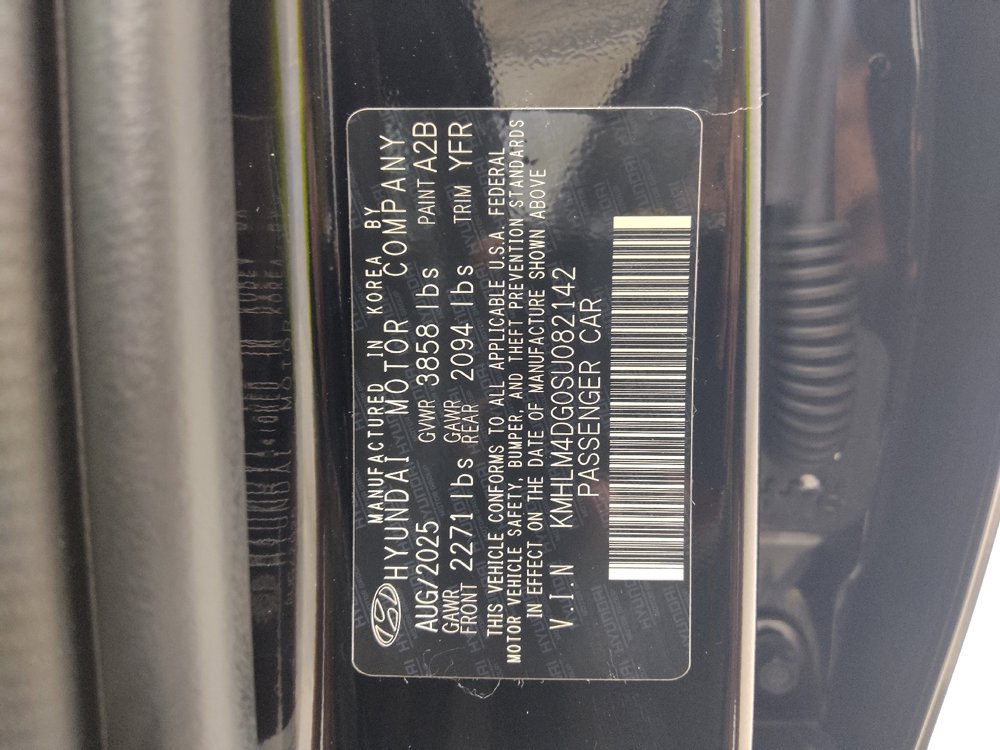 Used 2025 Hyundai Elantra Sport FWD image 33