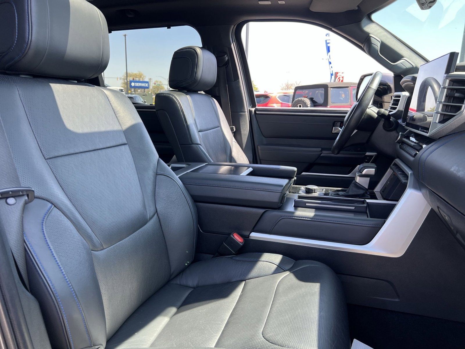 Used 2023 Toyota Tundra Platinum image 33