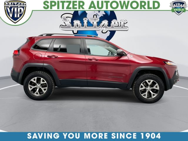 Used 2015 Jeep Cherokee Trailhawk AWD/4WD image 11