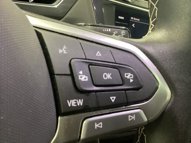 Certified 2023 Volkswagen Tiguan SE R-Line AWD/4WD image 22