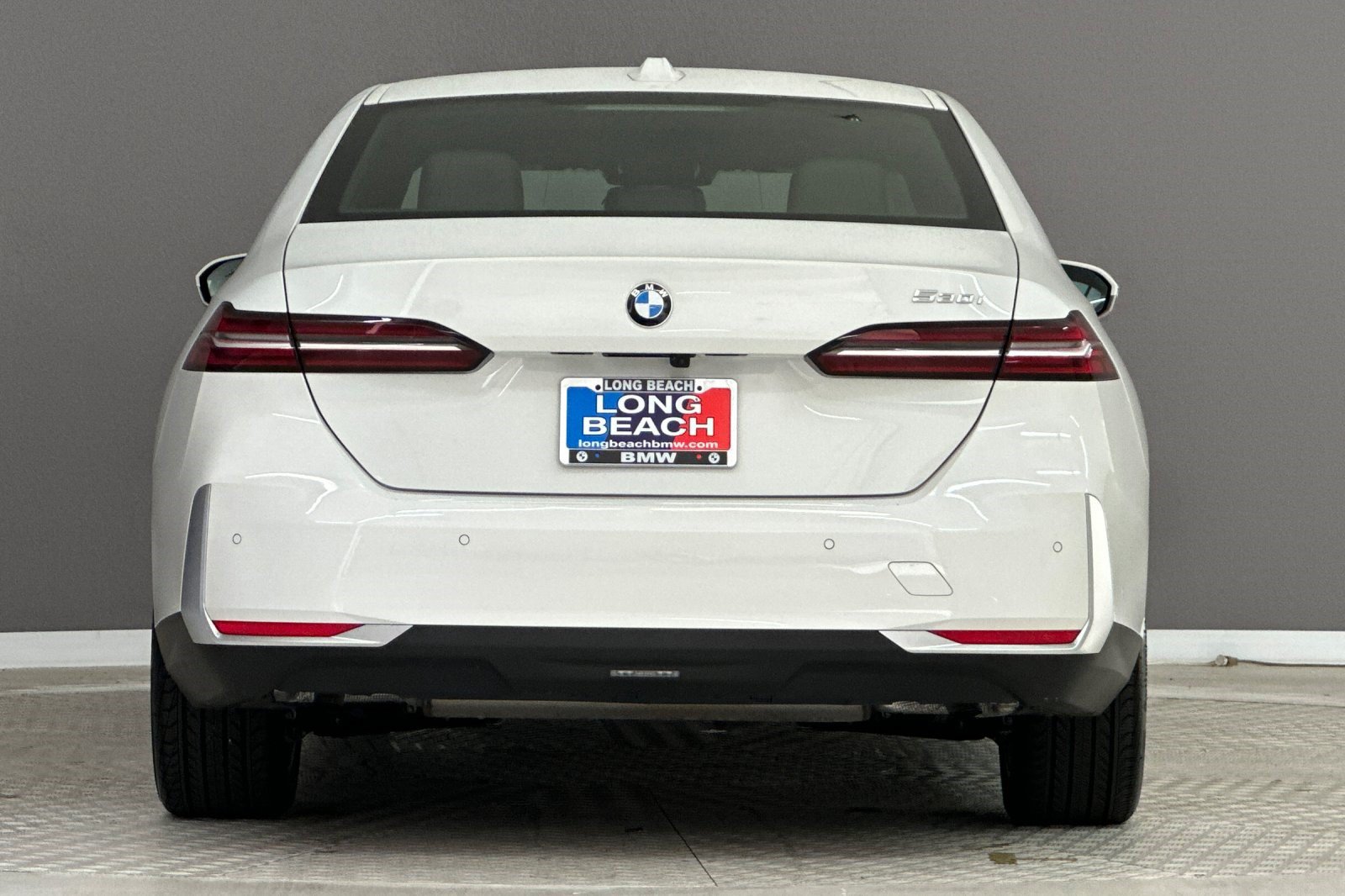Certified 2024 BMW 530i w/ M Sport Package RWD image 9