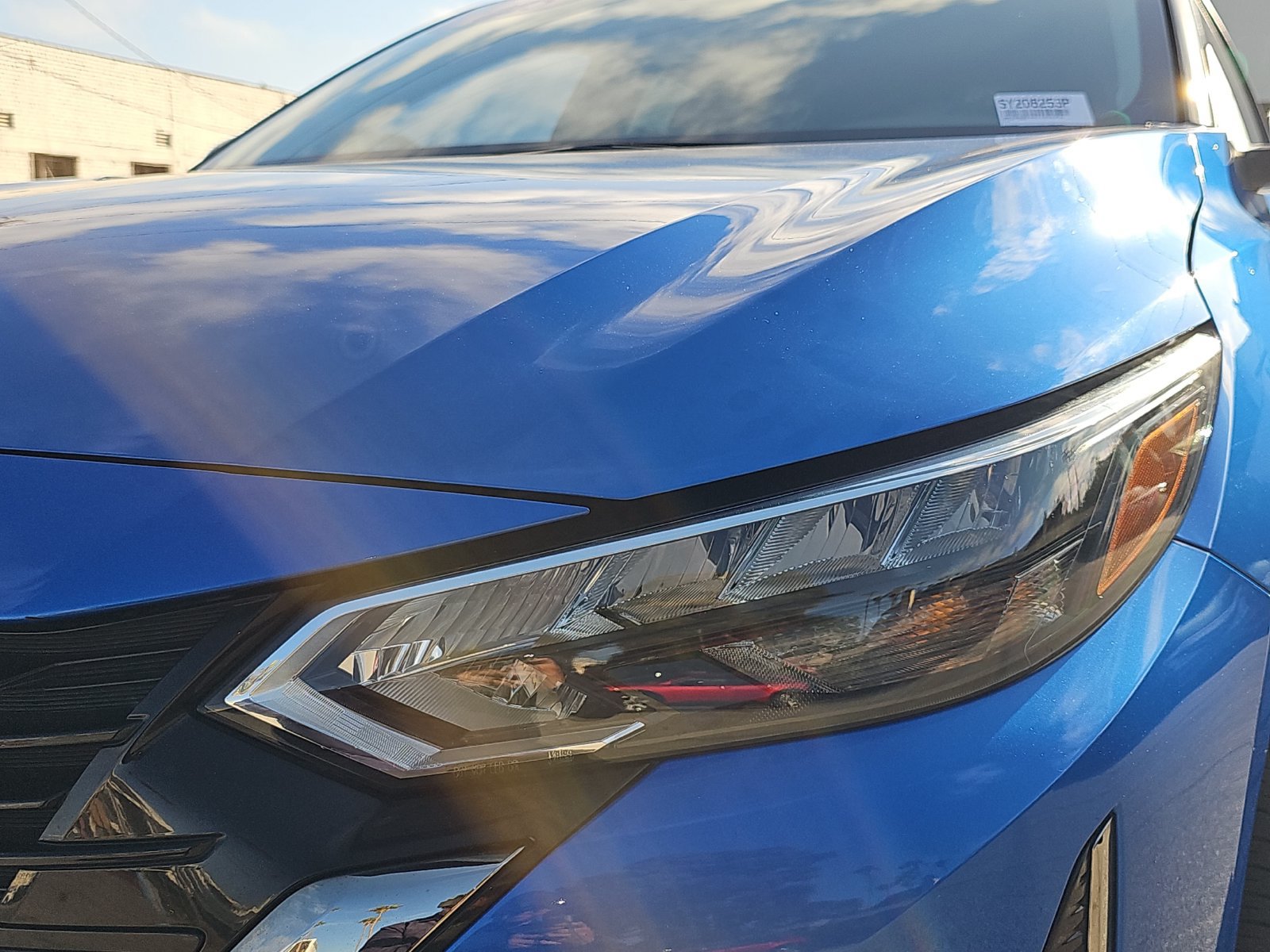 Used 2025 Nissan Sentra SR w/ SR Premium Package FWD image 35