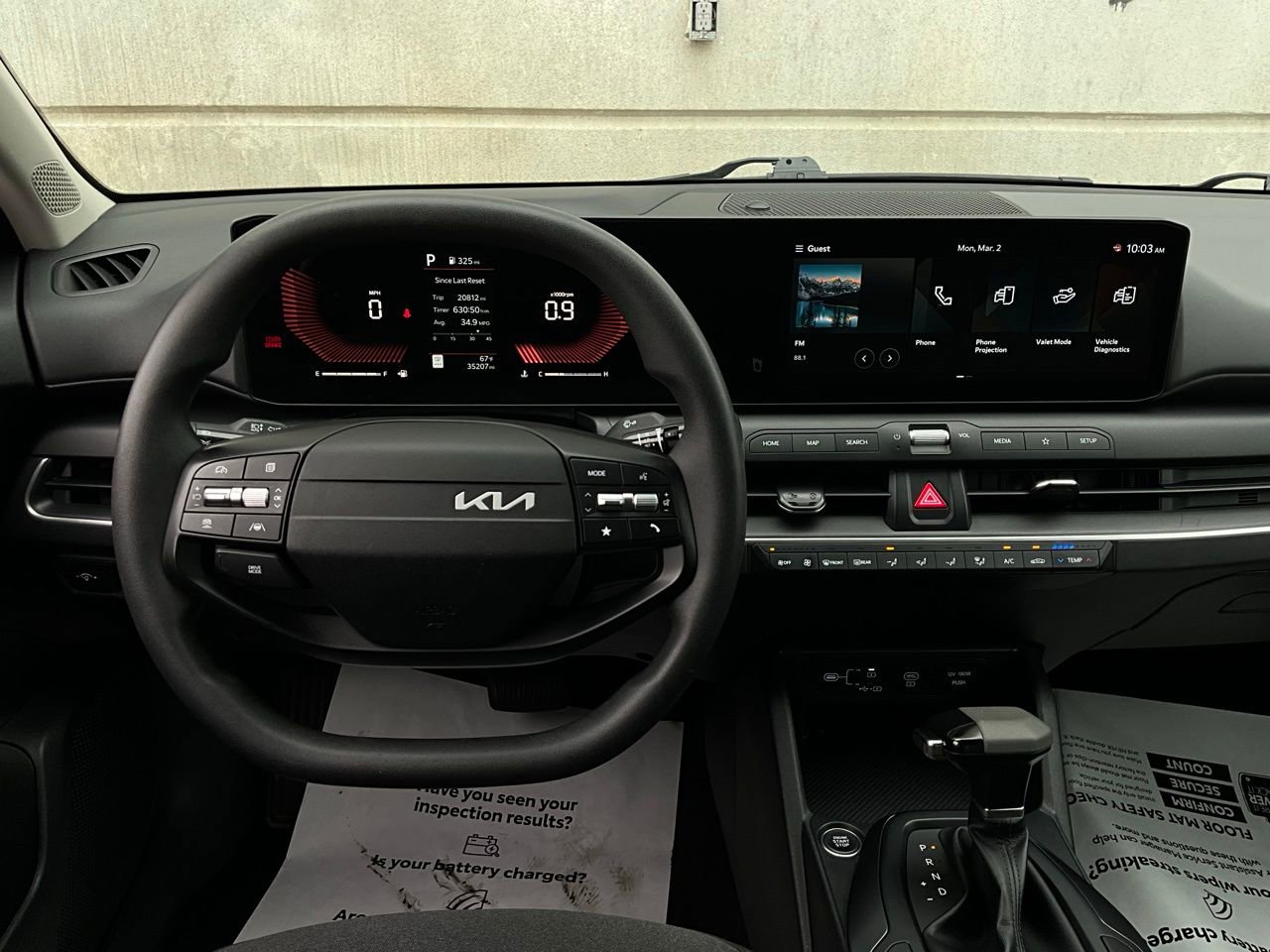 Used 2025 Kia K4 LXS image 13