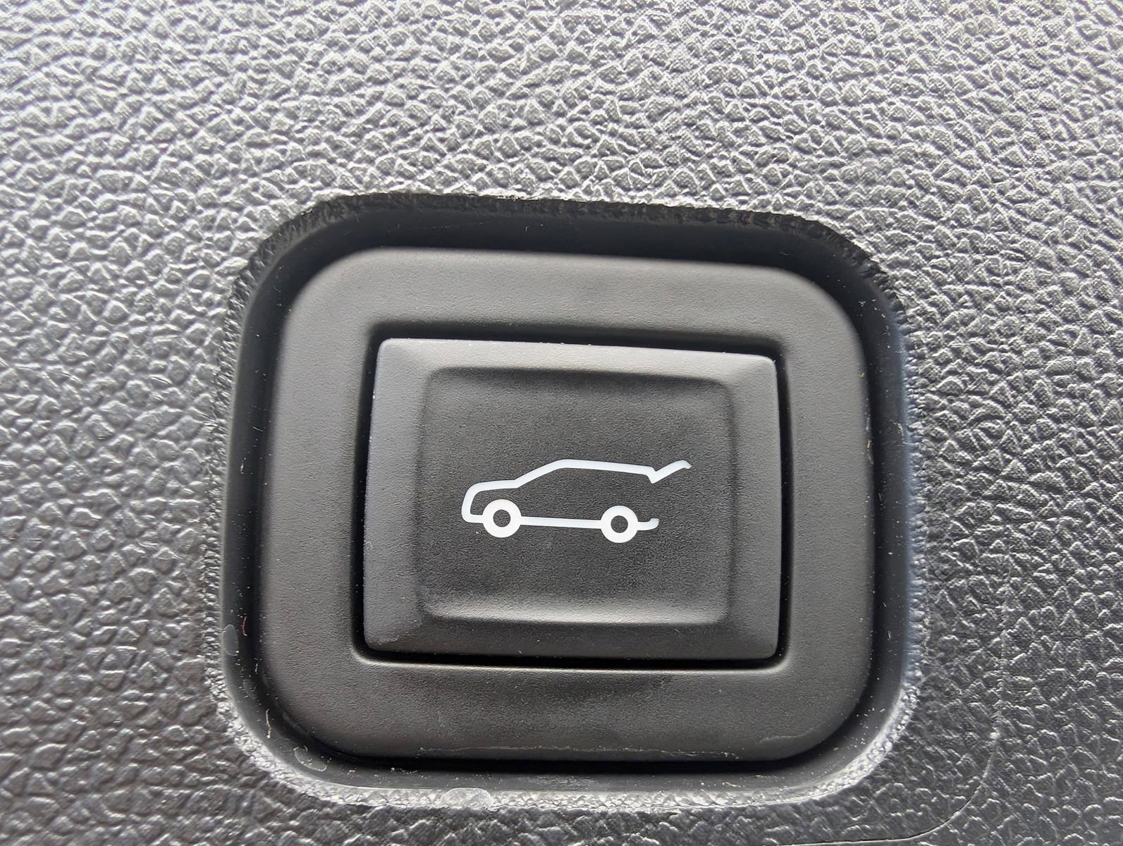 Certified 2025 Buick Enclave Preferred image 34