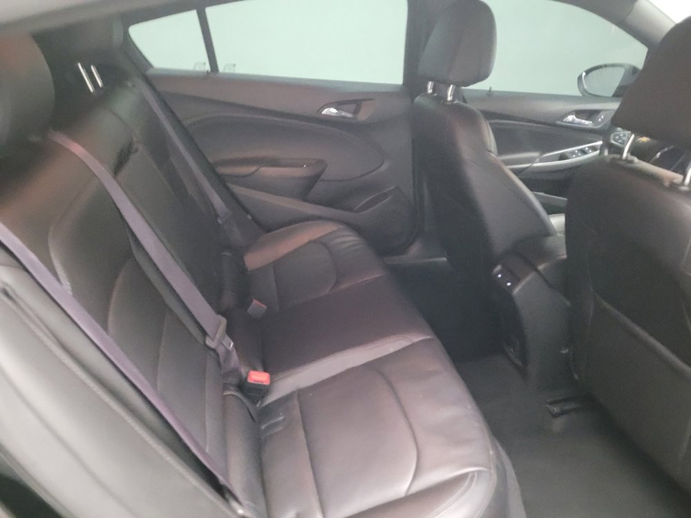 Used 2017 Chevrolet Cruze Premier FWD image 19