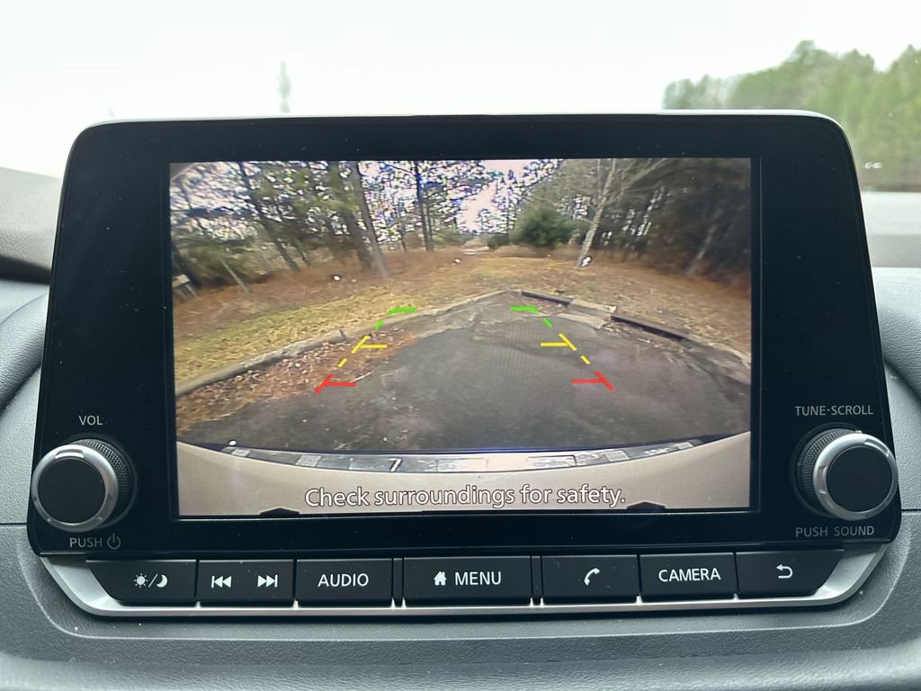 Used 2023 Nissan Rogue SV image 22