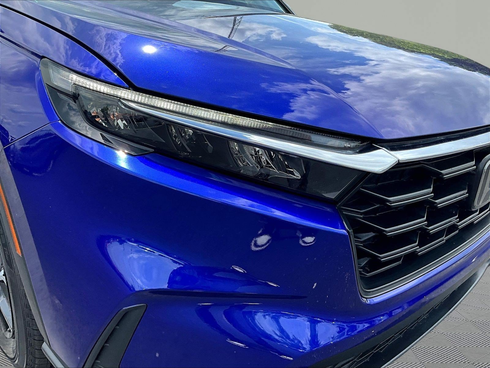 Used 2023 Honda CR-V LX image 29