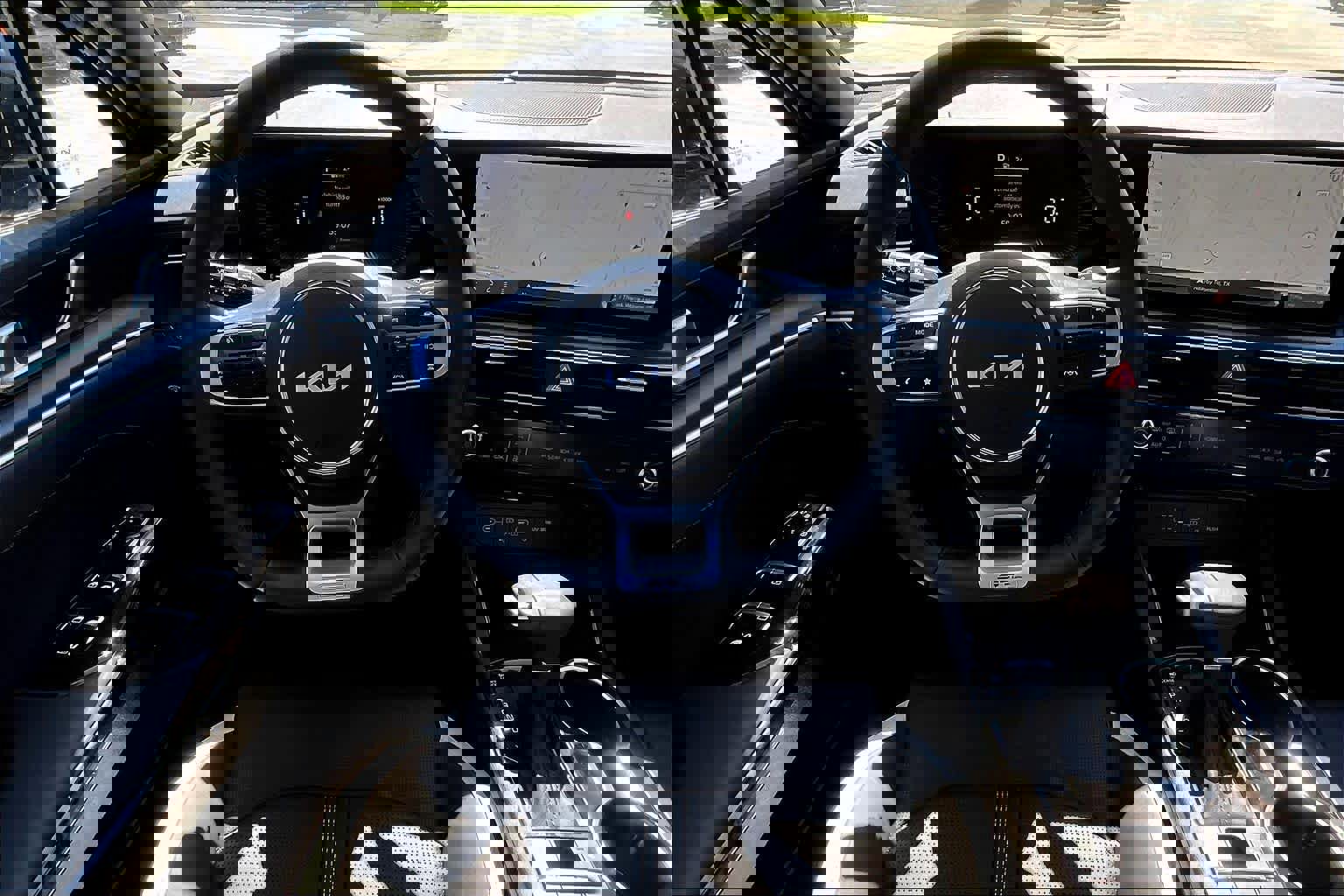 Certified 2026 Kia K5 GT-Line image 6