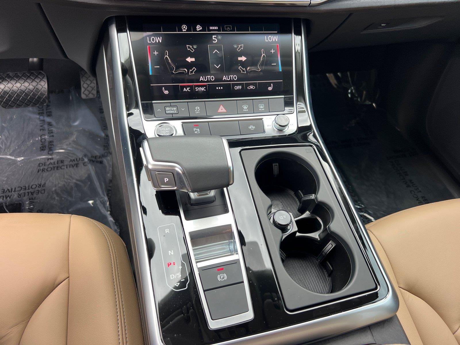 Certified 2025 Audi Q7 3.0T Premium w/ Convenience Package AWD/4WD image 33