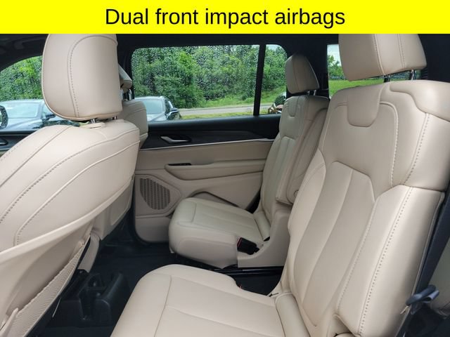 Used 2023 Jeep Grand Cherokee L Limited AWD/4WD image 27
