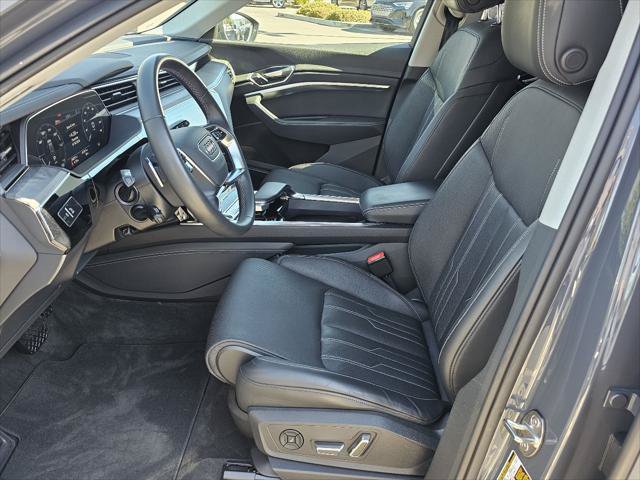 Used 2024 Audi Q8 e-tron Prestige w/ Prestige Package AWD/4WD image 2