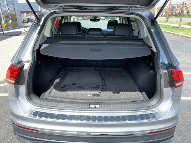 Used 2022 Volkswagen Tiguan SE image 25