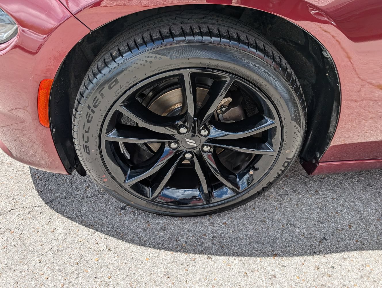 Used 2017 Dodge Charger SE w/ Blacktop Package RWD image 25
