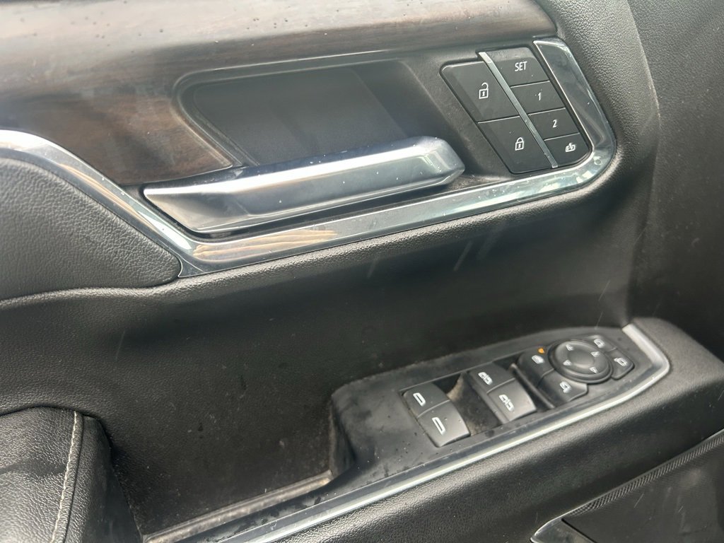 Used 2024 GMC Sierra 1500 SLT w/ X31 Off-Road Package image 10