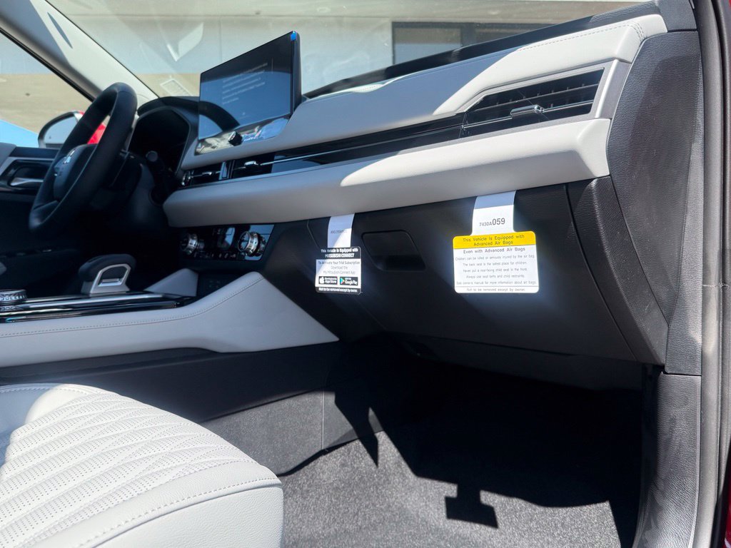 New 2026 Mitsubishi Outlander SEL FWD image 19