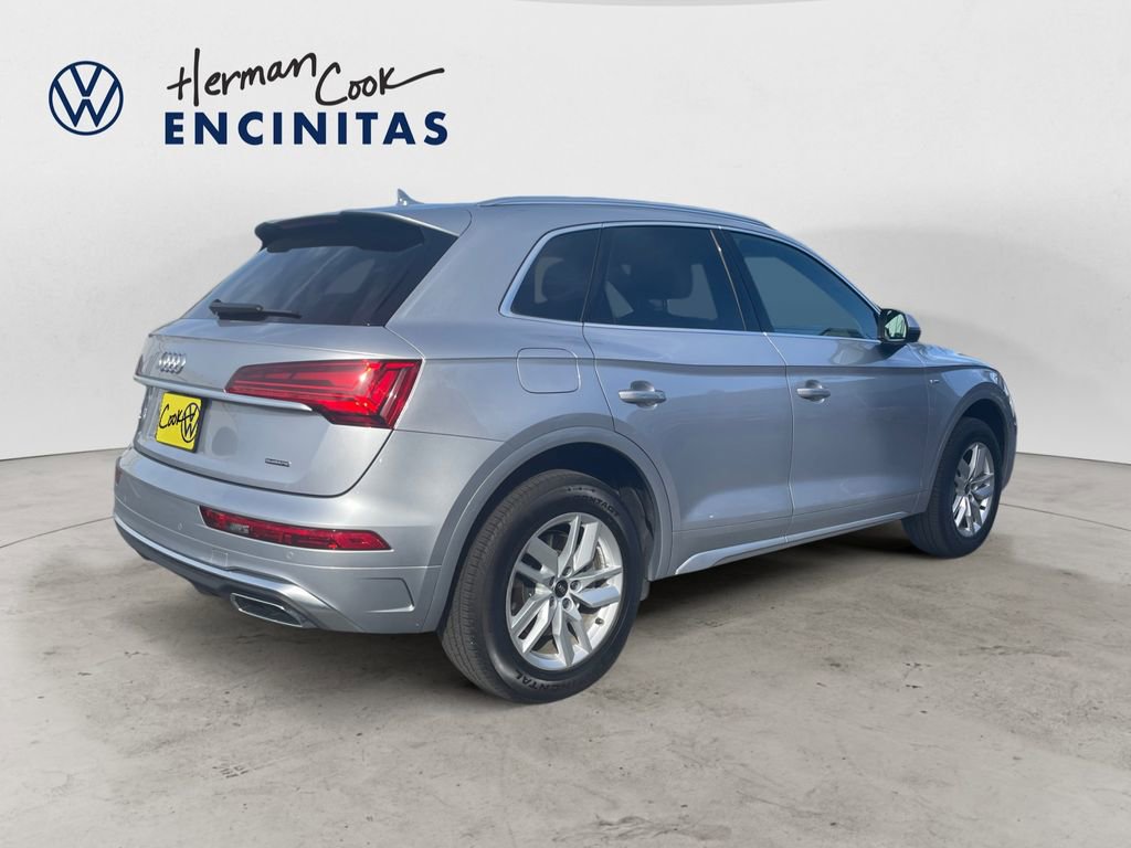 Used 2022 Audi Q5 2.0T Premium w/ Convenience Package image 5
