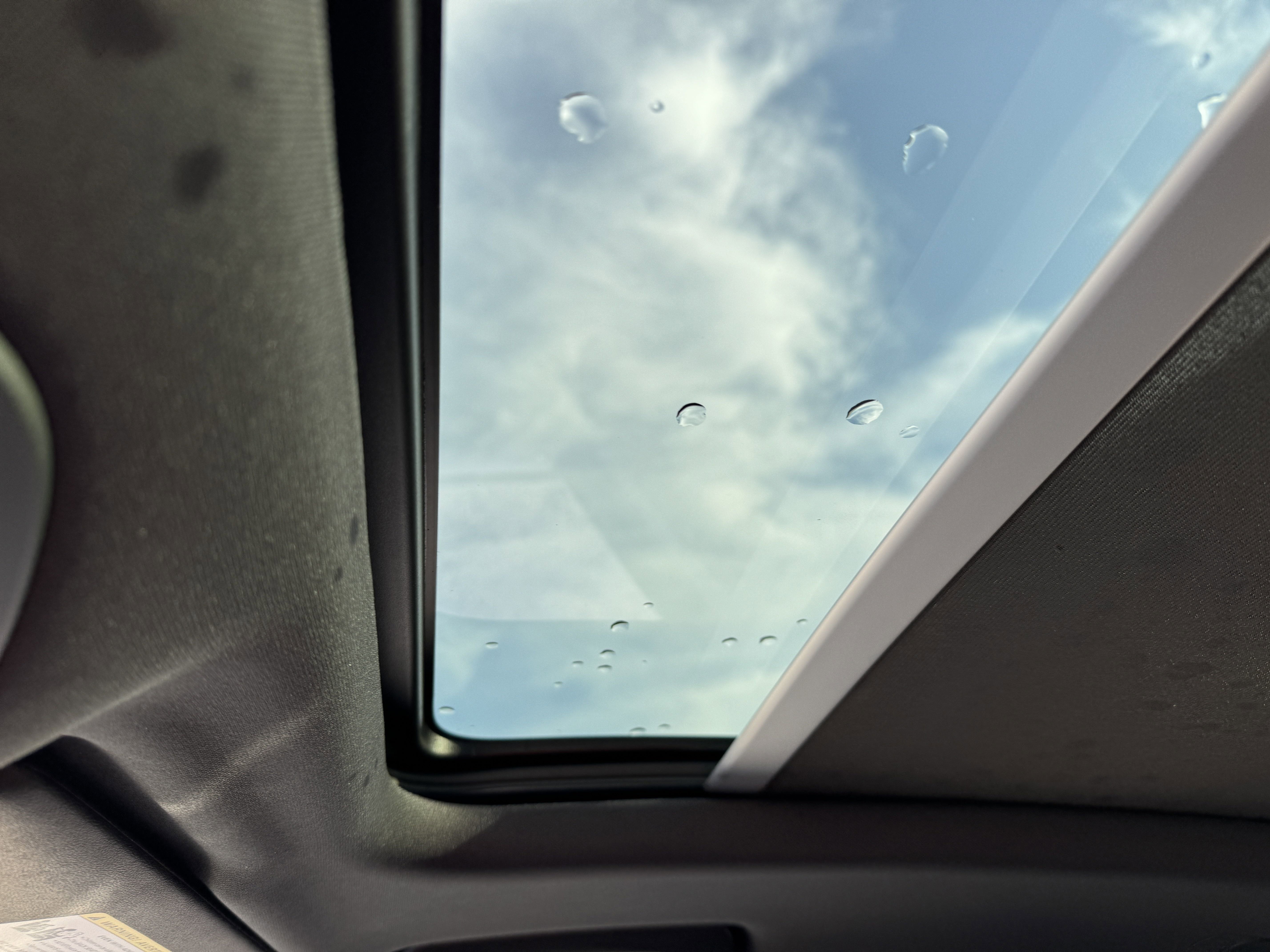 New 2025 Porsche Macan image 26