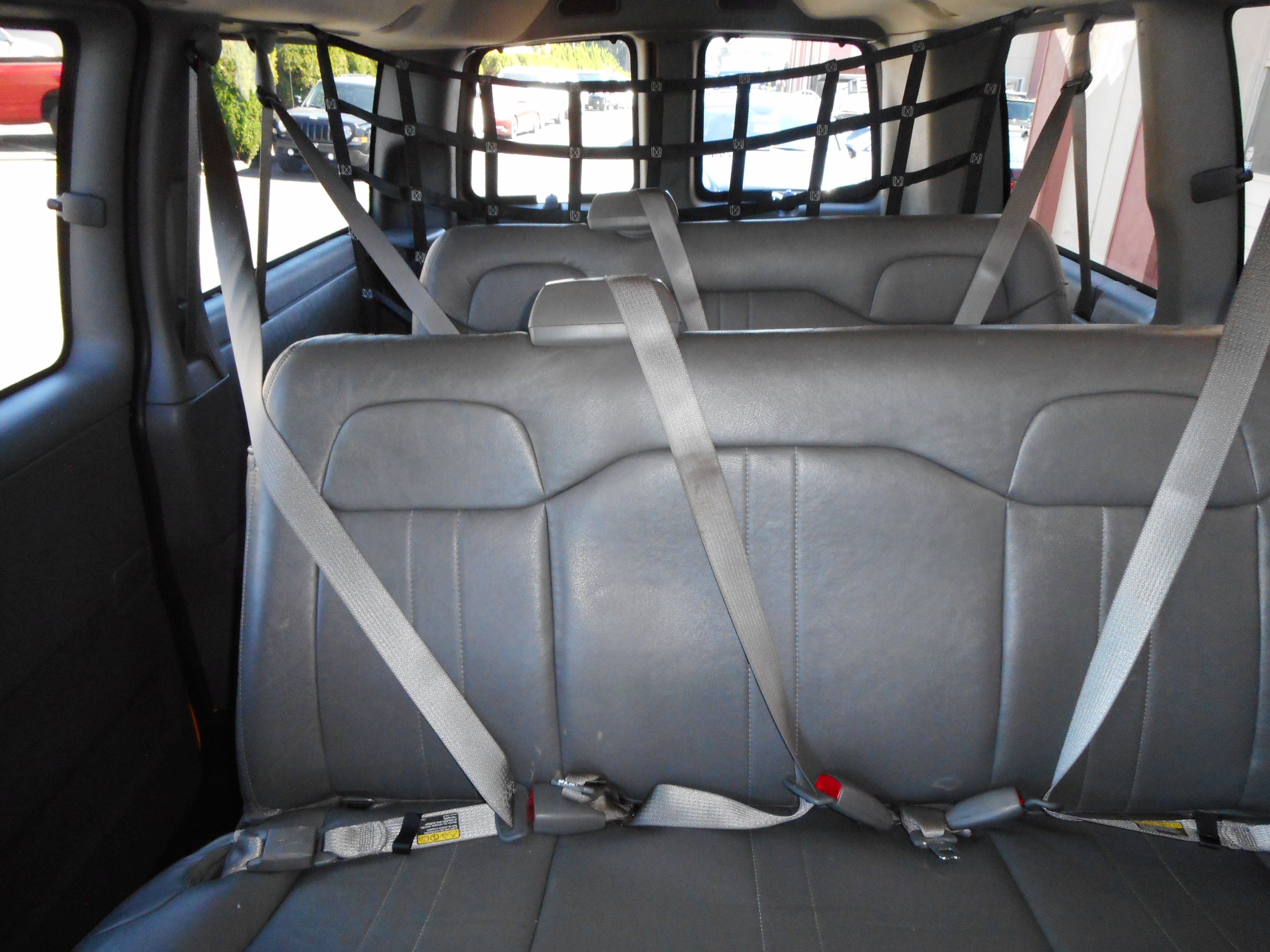 Used 2010 Chevrolet Express 1500 LS image 22