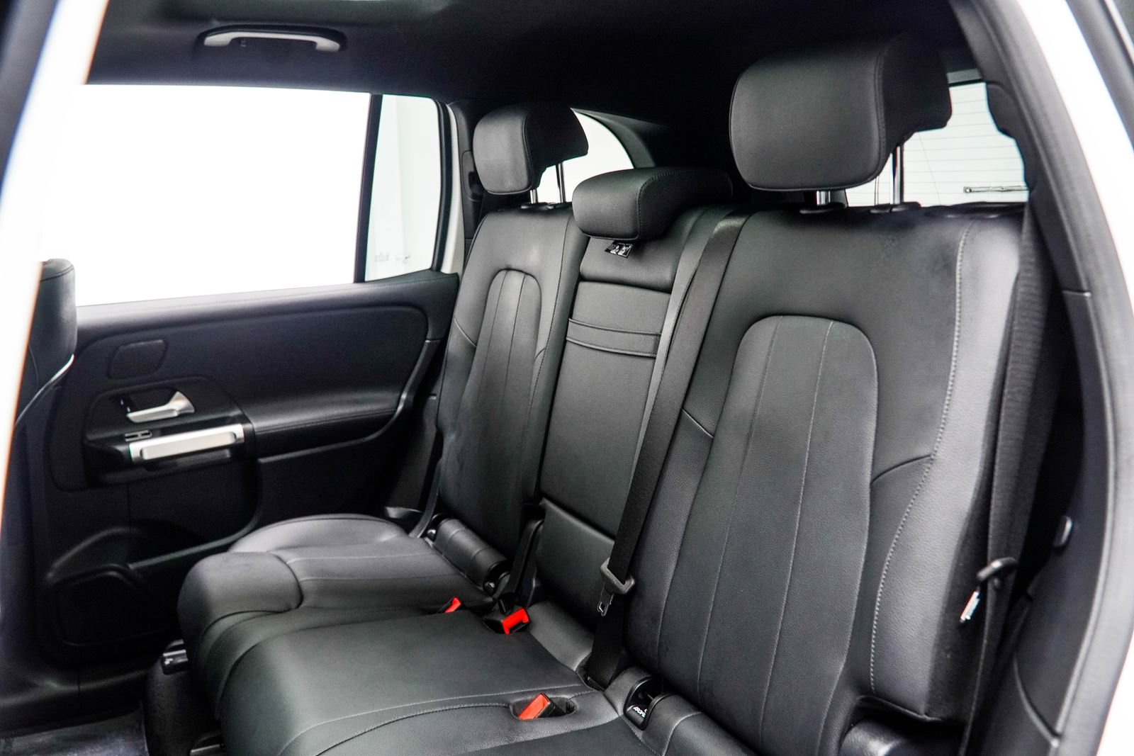 Used 2024 Mercedes-Benz EQB 350 4MATIC SUV w/ Winter Package image 41