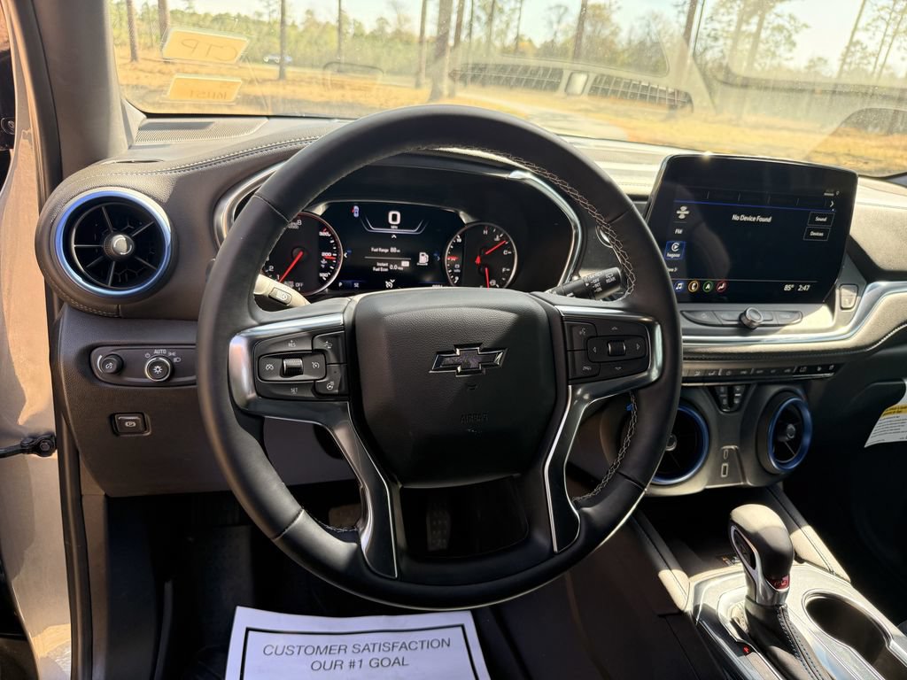 New 2025 Chevrolet Blazer RS w/ Driver Confidence II Package FWD image 21