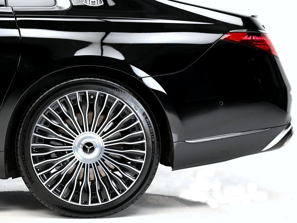 Used 2024 Mercedes-Benz Maybach S 680 4MATIC image 29