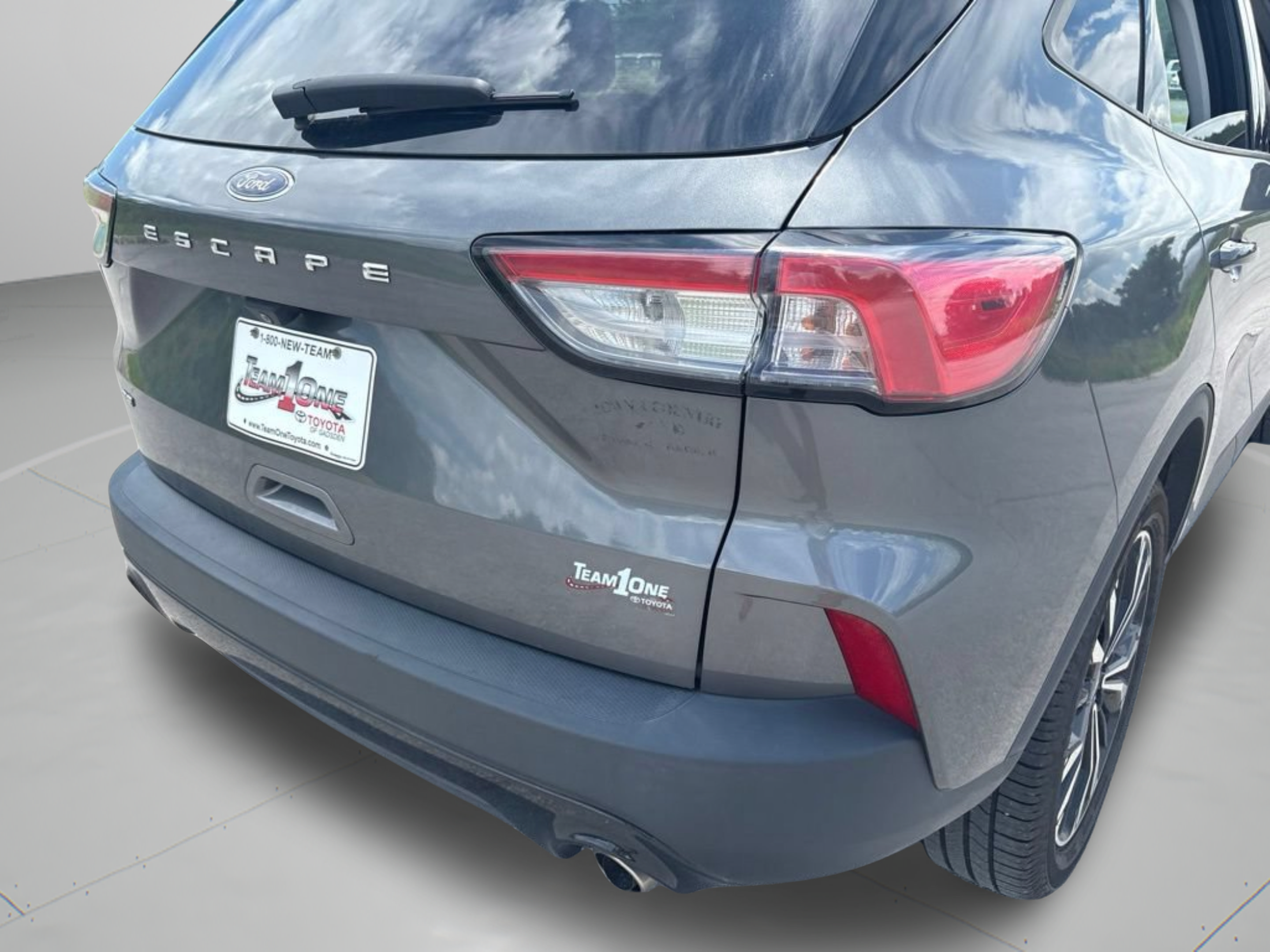 Used 2021 Ford Escape SE w/ SE Sport Appearance Package FWD image 29