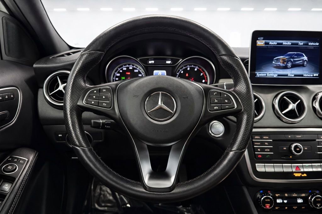 Used 2020 Mercedes-Benz GLA 250 4MATIC image 31