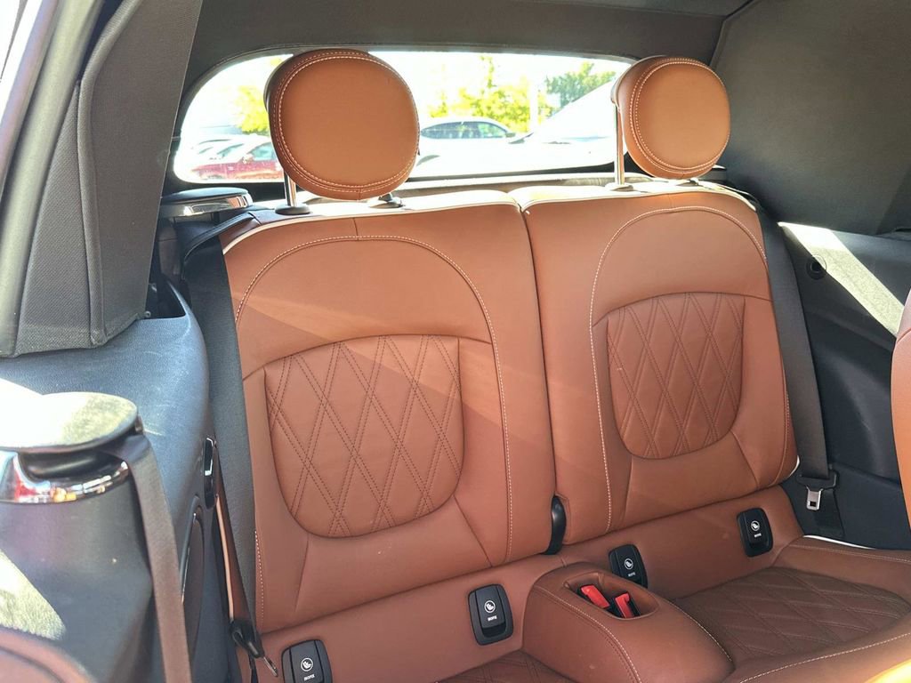 Used 2023 MINI Cooper Convertible image 19