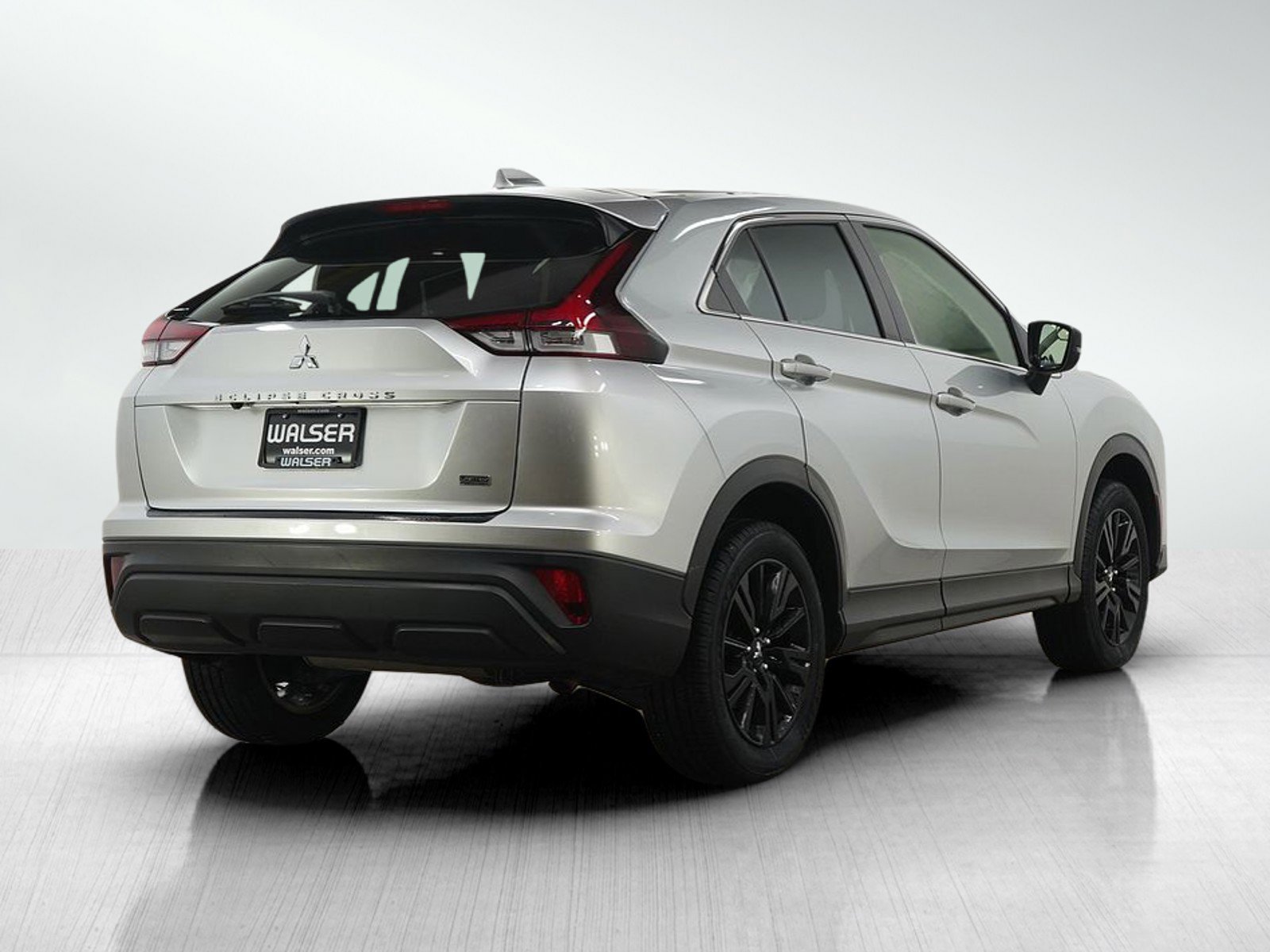 Used 2023 Mitsubishi Eclipse Cross LE AWD/4WD image 5