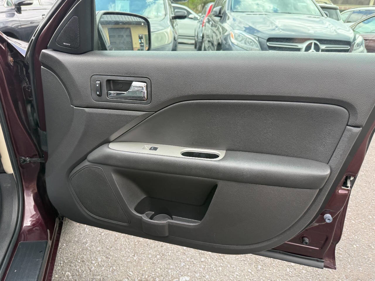 Used 2011 Ford Fusion SEL w/ 302A Rapid Spec Order Code image 37